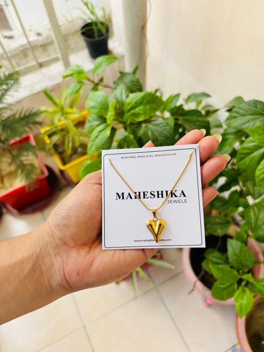 Abstract Gold Heart Necklace | Fluid Pendant with Snake Chain